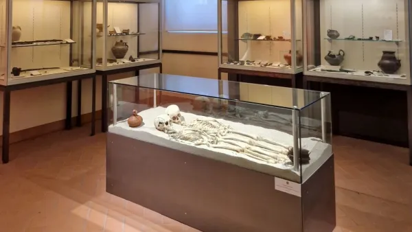 Archeologia e sviluppo industriale, al Caos la collezione Luigi Lanzi