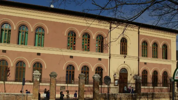 "Sull'accorpamento della Don Milani e della De Filis non siamo d'accordo"