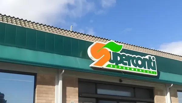 "Rischiamo di perdere un marchio storico e decine di posti di lavoro"